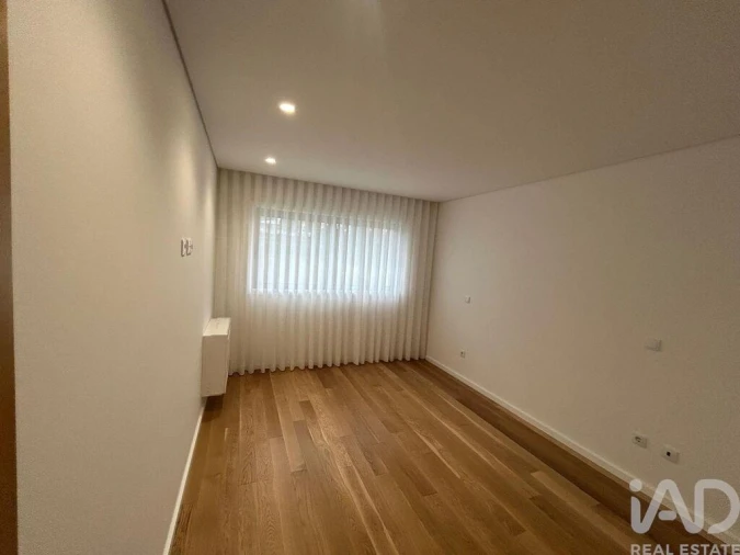 Apartamento T2 para Venda em Cidade da Maia Foto 21