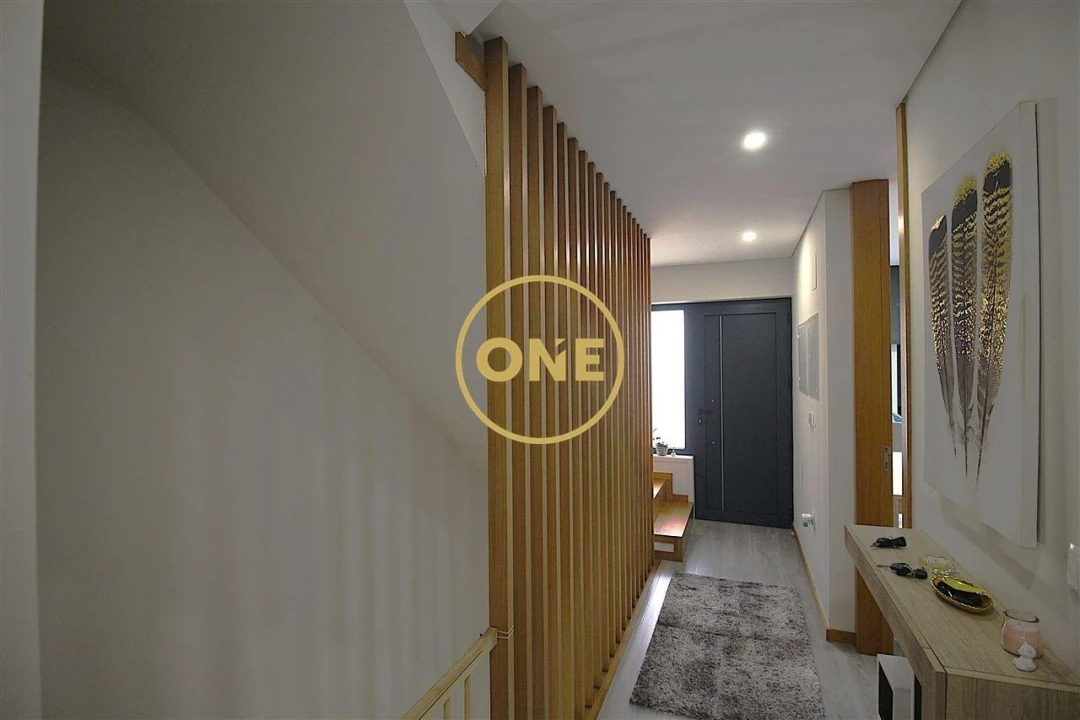 Moradia T3 para Venda em Gondifelos, Cavalões e Outiz Foto 7