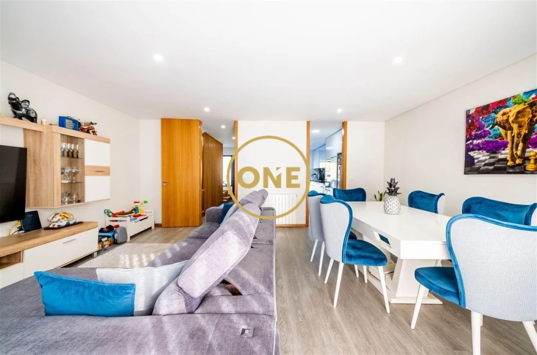 Moradia T3 para Venda em Gondifelos, Cavalões e Outiz Foto 9