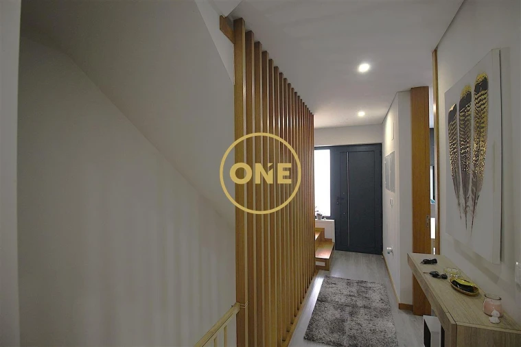 Moradia T3 para Venda em Gondifelos, Cavalões e Outiz Foto 7