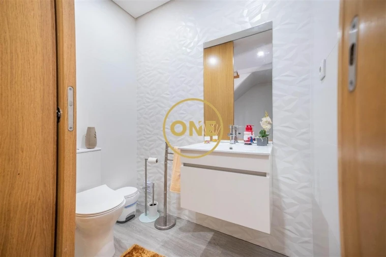 Moradia T3 para Venda em Gondifelos, Cavalões e Outiz Foto 5