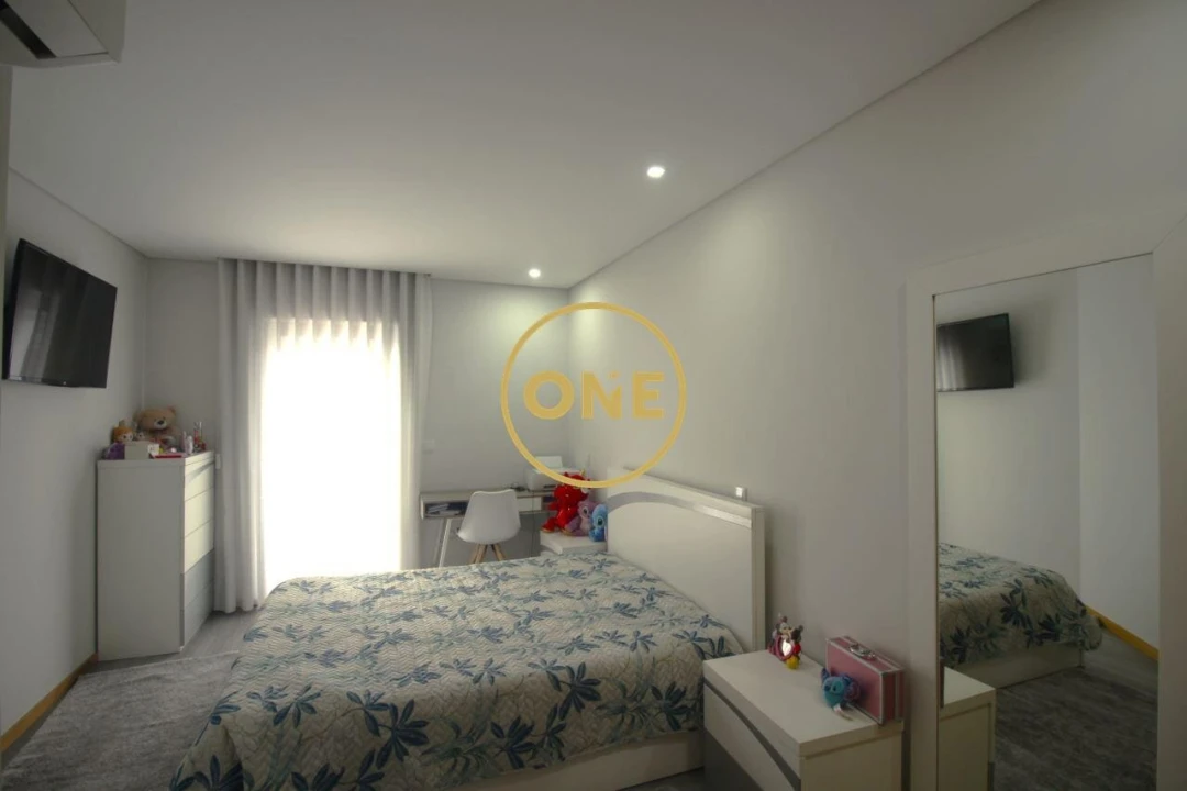 Moradia T3 para Venda em Gondifelos, Cavalões e Outiz Foto 11