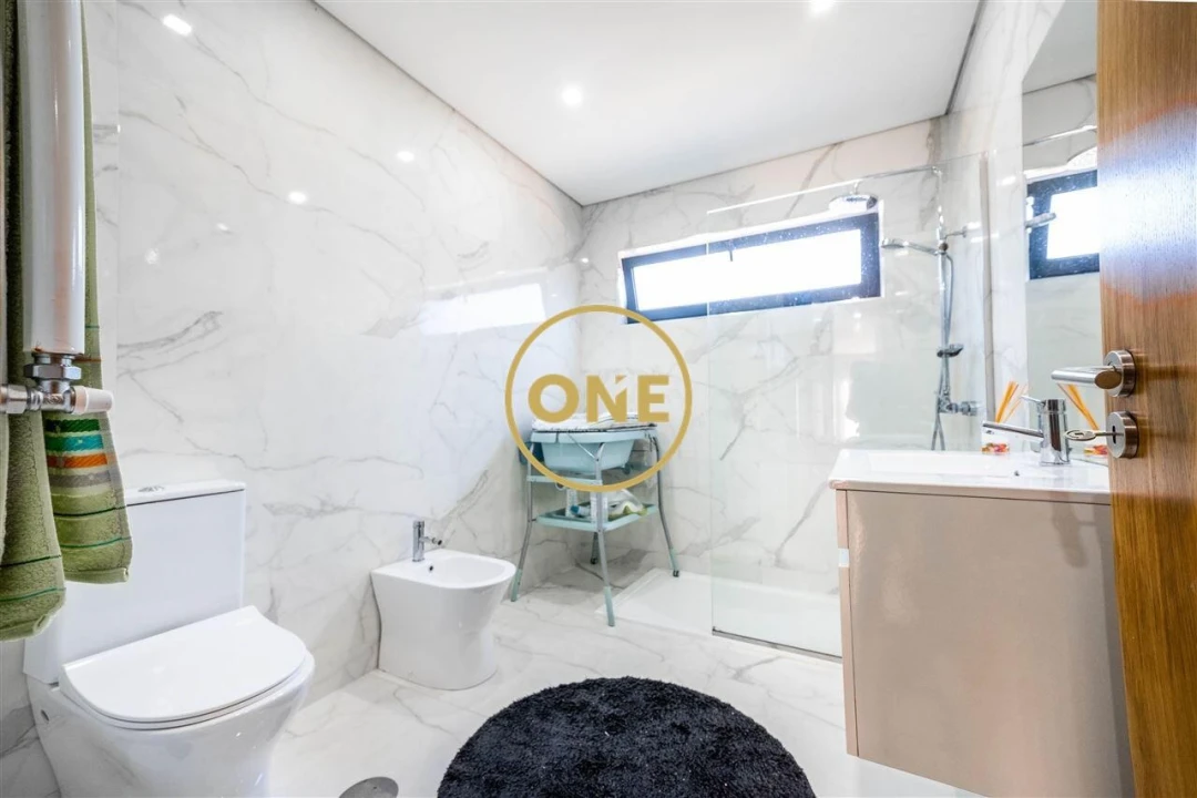 Moradia T3 para Venda em Gondifelos, Cavalões e Outiz Foto 20