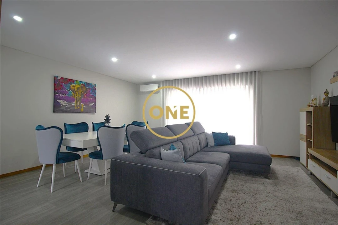 Moradia T3 para Venda em Gondifelos, Cavalões e Outiz Foto 4