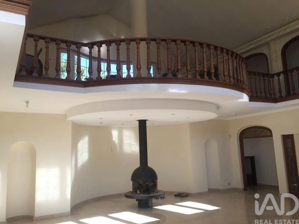 Moradia T7 para Venda em Queluz e Belas Foto 6