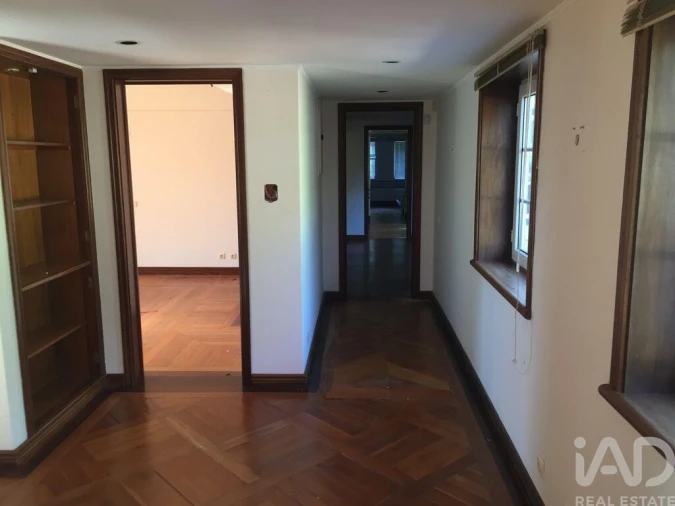 Moradia T7 para Venda em Queluz e Belas Foto 11