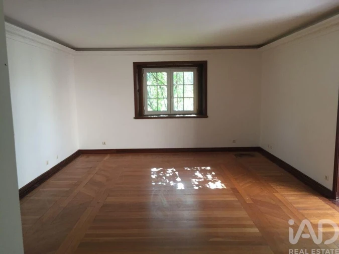 Moradia T7 para Venda em Queluz e Belas Foto 15