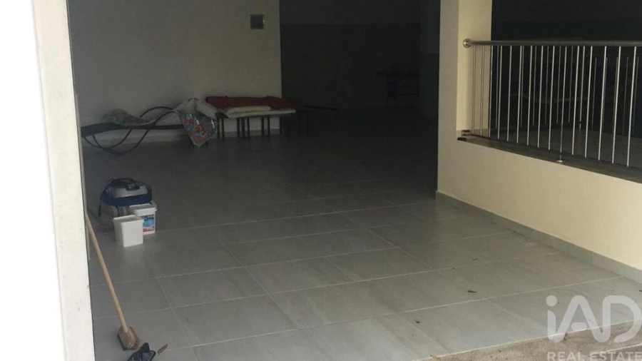 Moradia T3 para Arrendamento em Refoios do Lima Foto 18