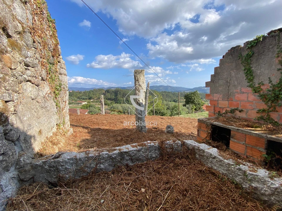 Moradia T2 para Venda em Monte Redondo Foto 5
