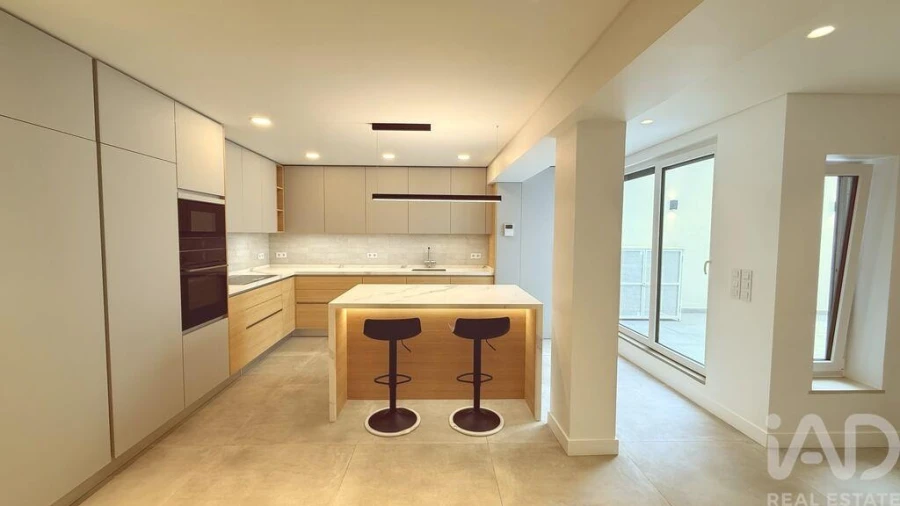 Apartamento T2 para Venda em Misericórdia Foto 1