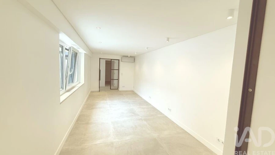 Apartamento T2 para Venda em Misericórdia Foto 8