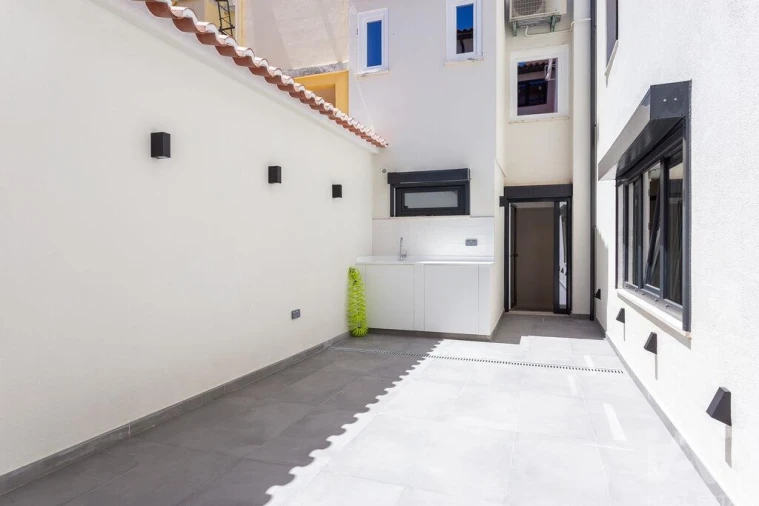 Apartamento T2 para Venda em Misericórdia Foto 16