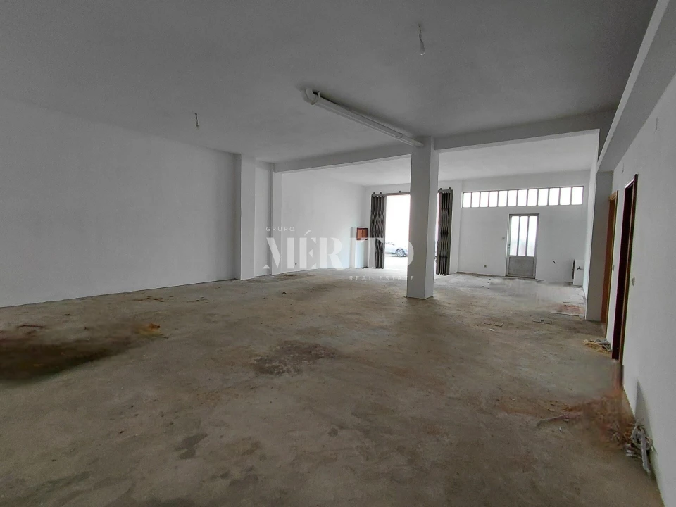 Garagem para Venda em Barcelos, V.Boa, V.Frescainha Foto 7