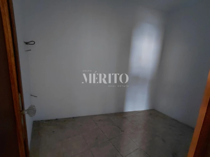 Garagem para Venda em Barcelos, V.Boa, V.Frescainha Foto 9