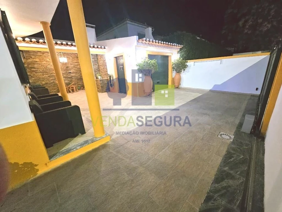 Moradia T4 para Venda em Beja (Salvador e Santa Maria da Feira) Foto 30