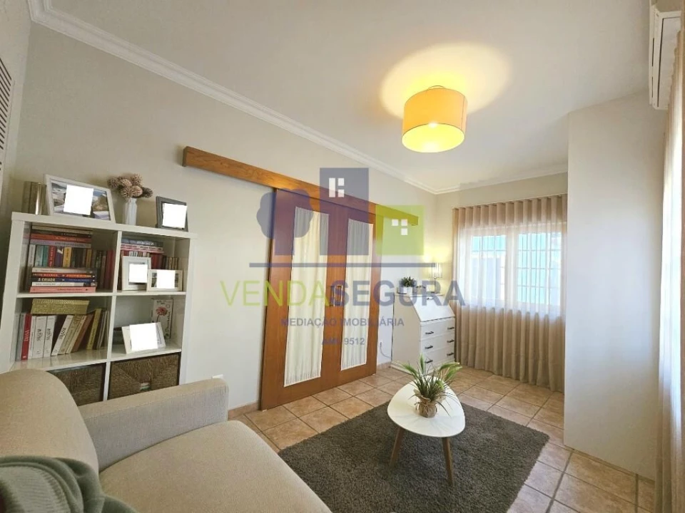 Moradia T4 para Venda em Beja (Salvador e Santa Maria da Feira) Foto 23