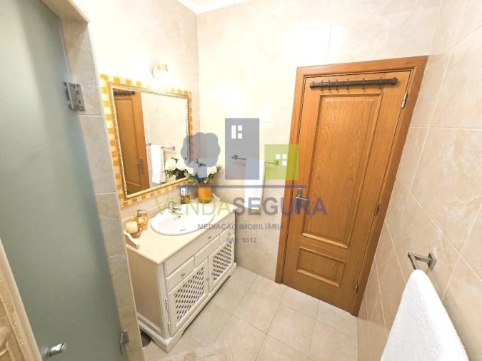 Moradia T4 para Venda em Beja (Salvador e Santa Maria da Feira) Foto 9