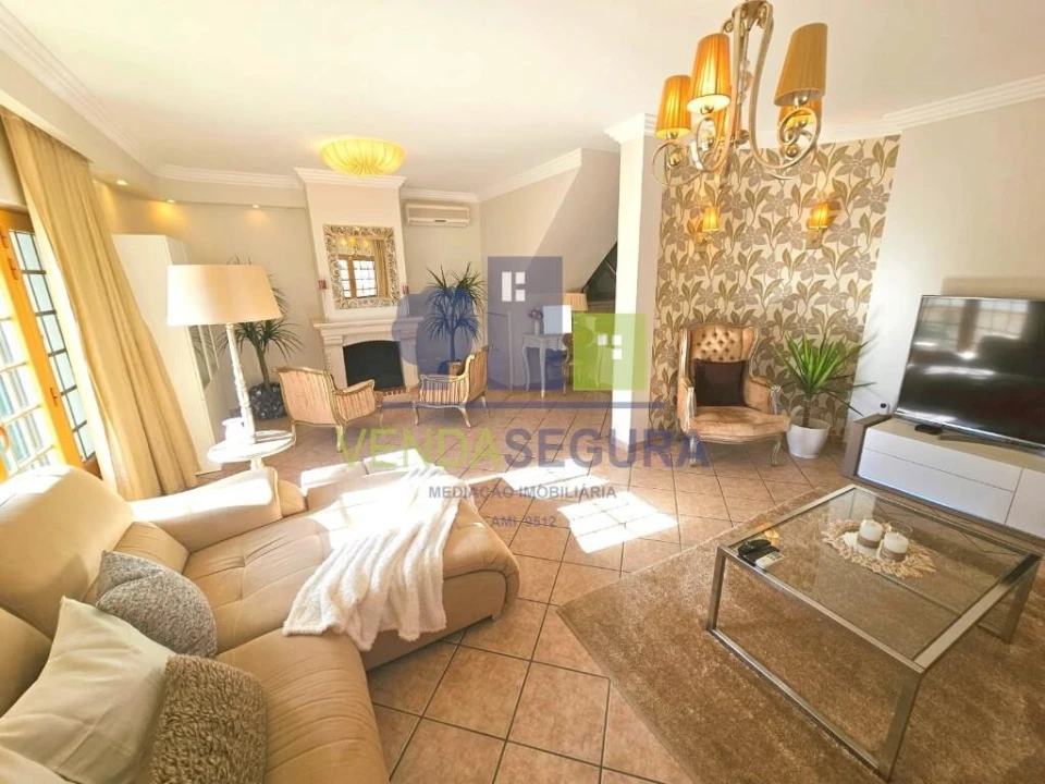 Moradia T4 para Venda em Beja (Salvador e Santa Maria da Feira) Foto 3