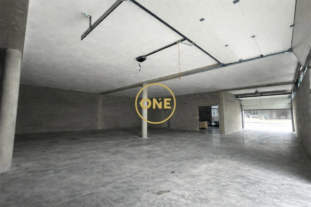 Armazém para Venda em São Vitor (Braga) Foto 3