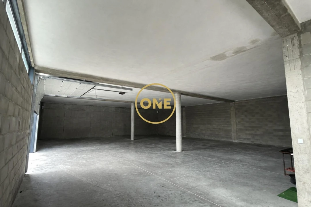 Armazém para Venda em São Vitor (Braga) Foto 2