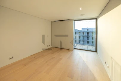 Apartamento T4 para Venda em Avenidas Novas