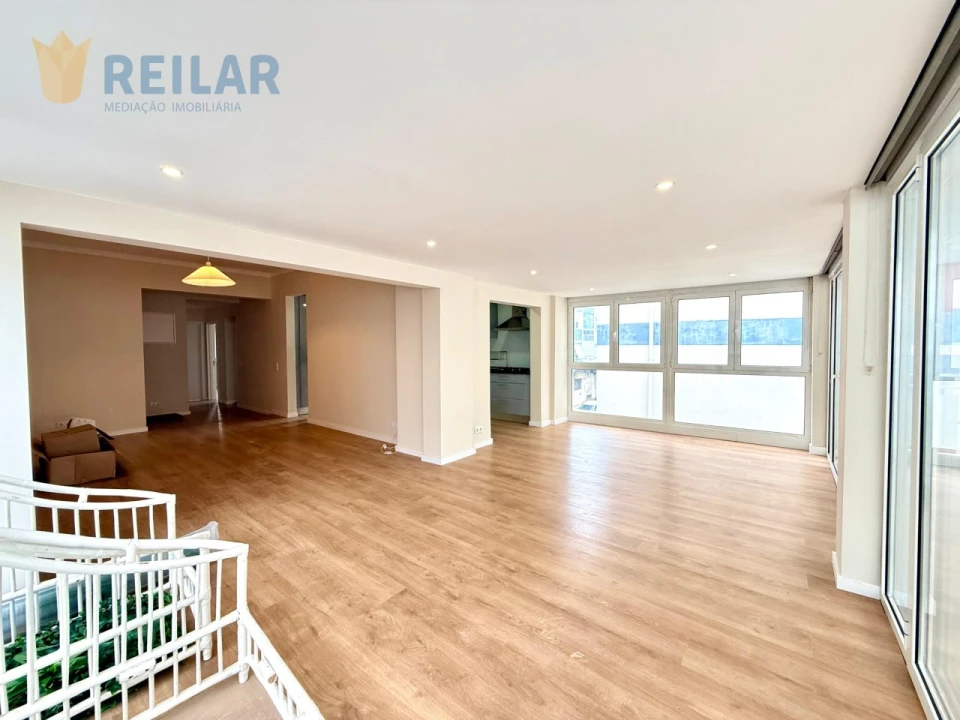 Apartamento T3 para Venda em Odivelas Foto 11