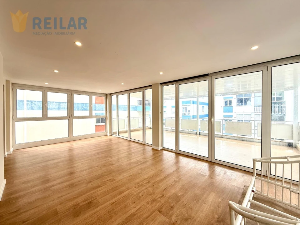 Apartamento T3 para Venda em Odivelas Foto 12