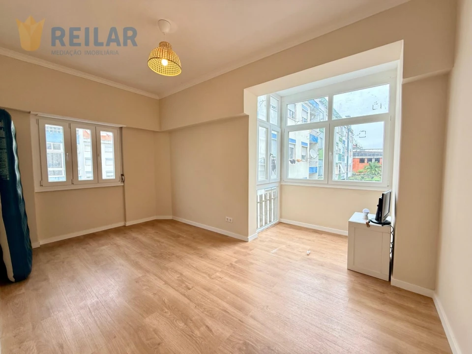 Apartamento T3 para Venda em Odivelas Foto 29