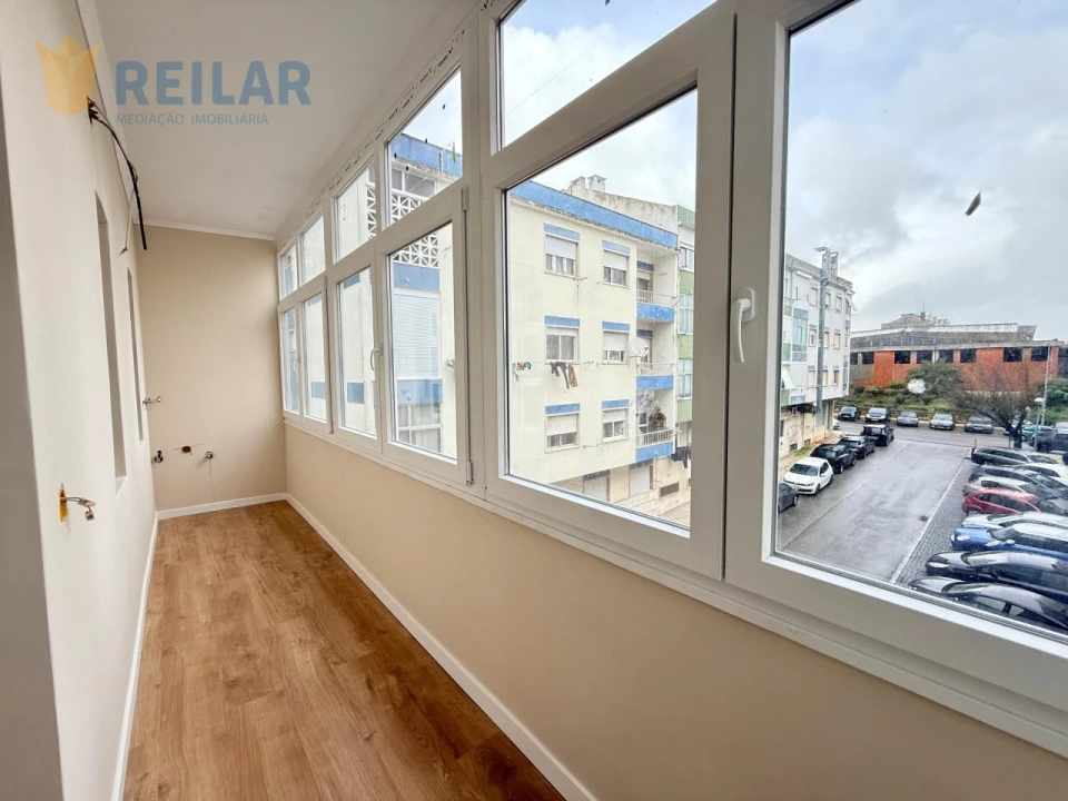 Apartamento T3 para Venda em Odivelas Foto 33