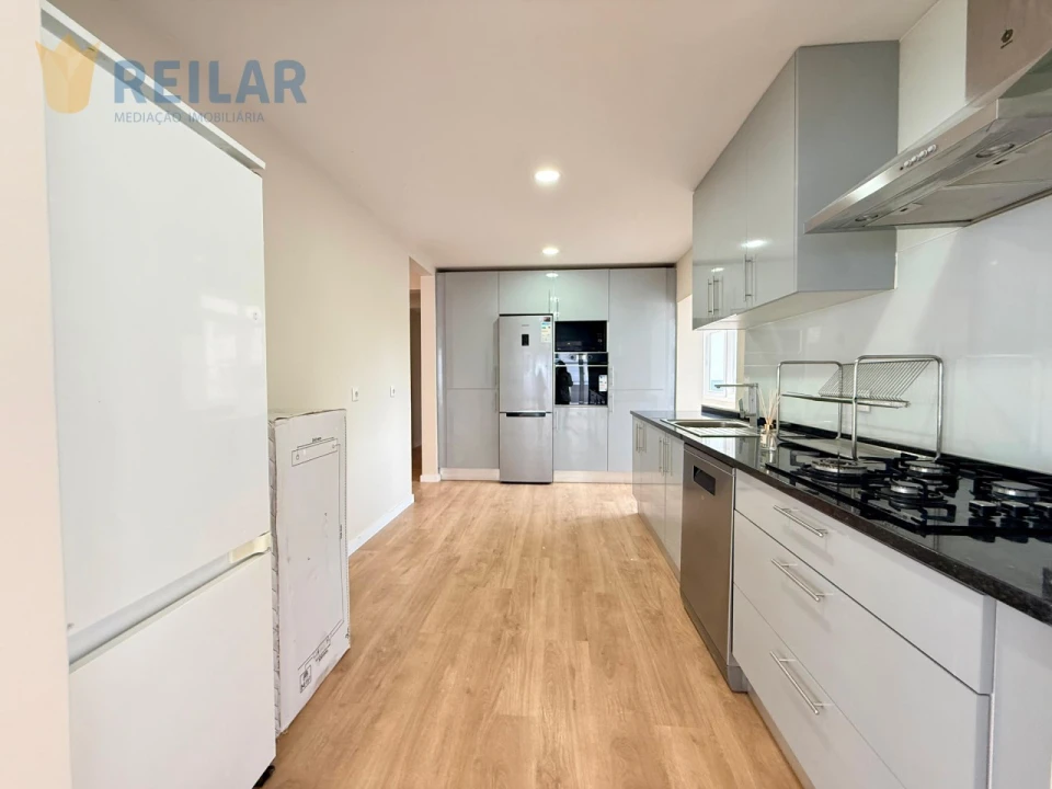 Apartamento T3 para Venda em Odivelas Foto 21