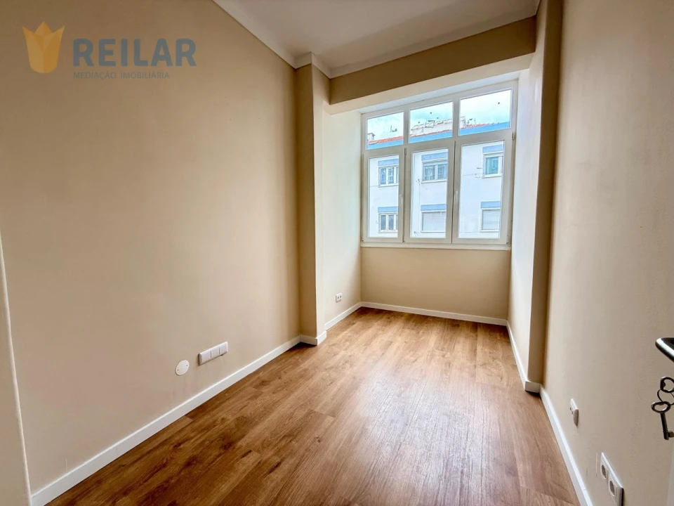 Apartamento T3 para Venda em Odivelas Foto 40