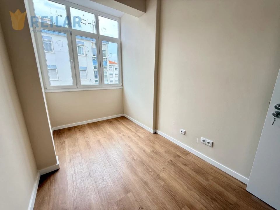Apartamento T3 para Venda em Odivelas Foto 41