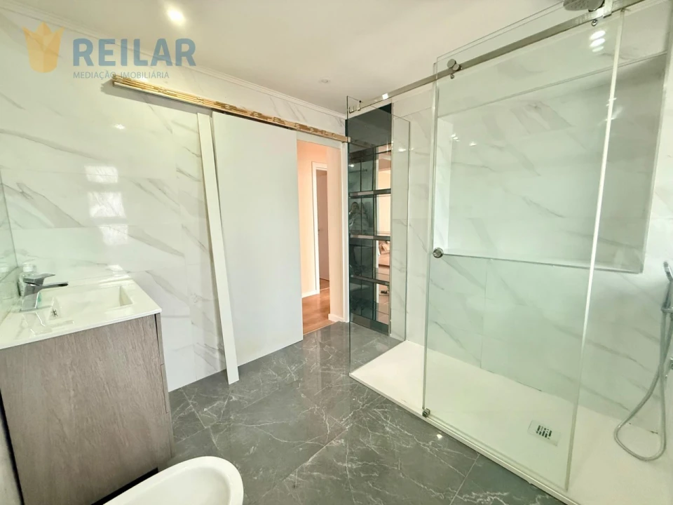 Apartamento T3 para Venda em Odivelas Foto 44