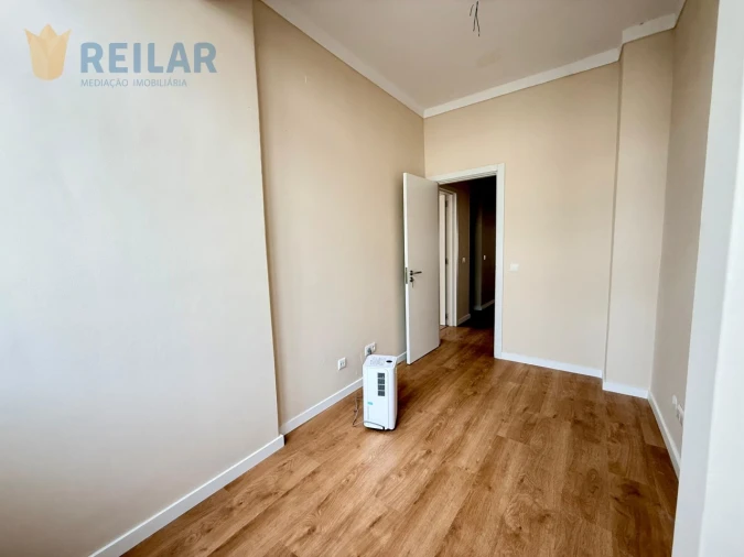 Apartamento T3 para Venda em Odivelas Foto 38
