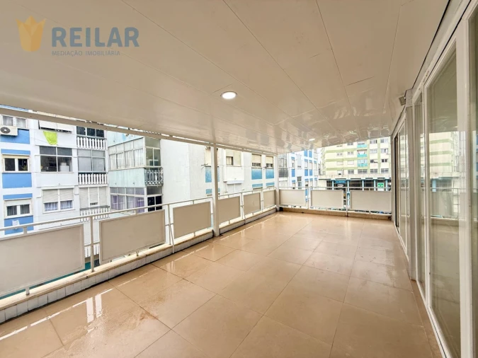 Apartamento T3 para Venda em Odivelas Foto 52