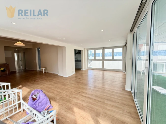 Apartamento T3 para Venda em Odivelas Foto 4