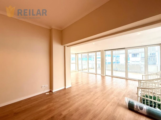 Apartamento T3 para Venda em Odivelas Foto 13