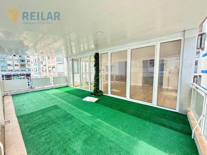 Apartamento T3 para Venda em Odivelas Foto 51