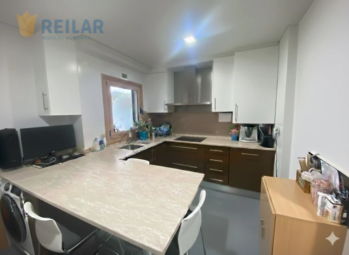 Apartamento T3 para Venda em Vila Franca de Xira Foto 6