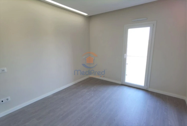 Apartamento T2 para Venda em Santo António dos Cavaleiros e Frielas Foto 16