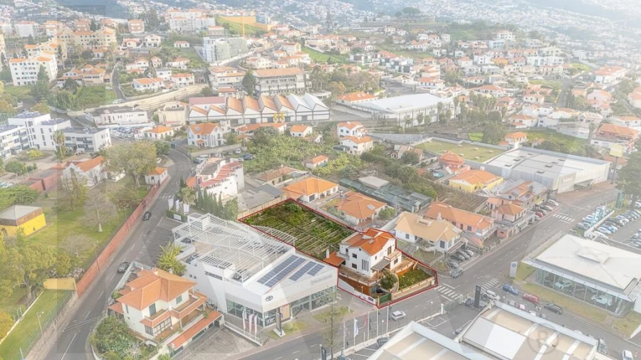 Moradia T55 para Venda em Santo Antonio Foto 6