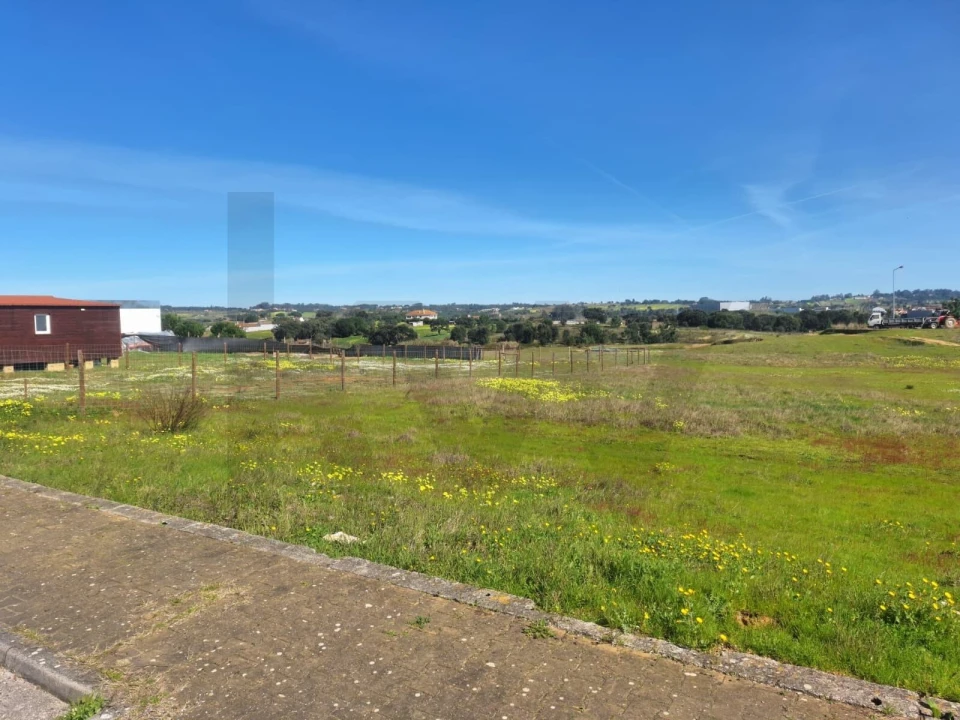 Terreno para Venda em Aveiras de Cima Foto 13