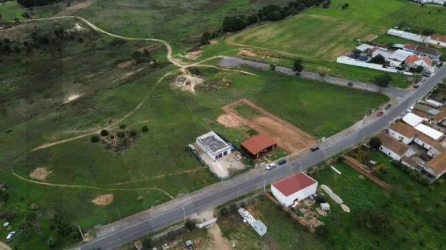 Terreno para Venda em Aveiras de Cima Foto 7