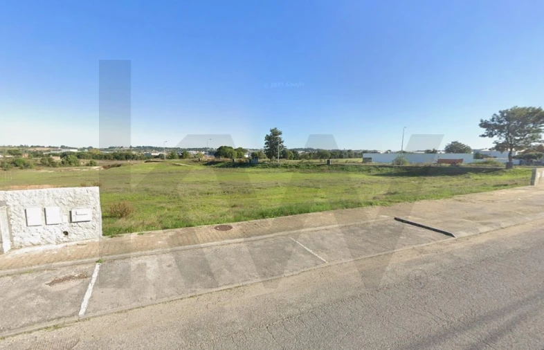 Terreno para Venda em Aveiras de Cima Foto 9