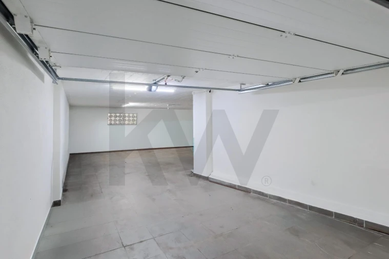 Apartamento T2 para Venda em São Domingos de Rana Foto 26