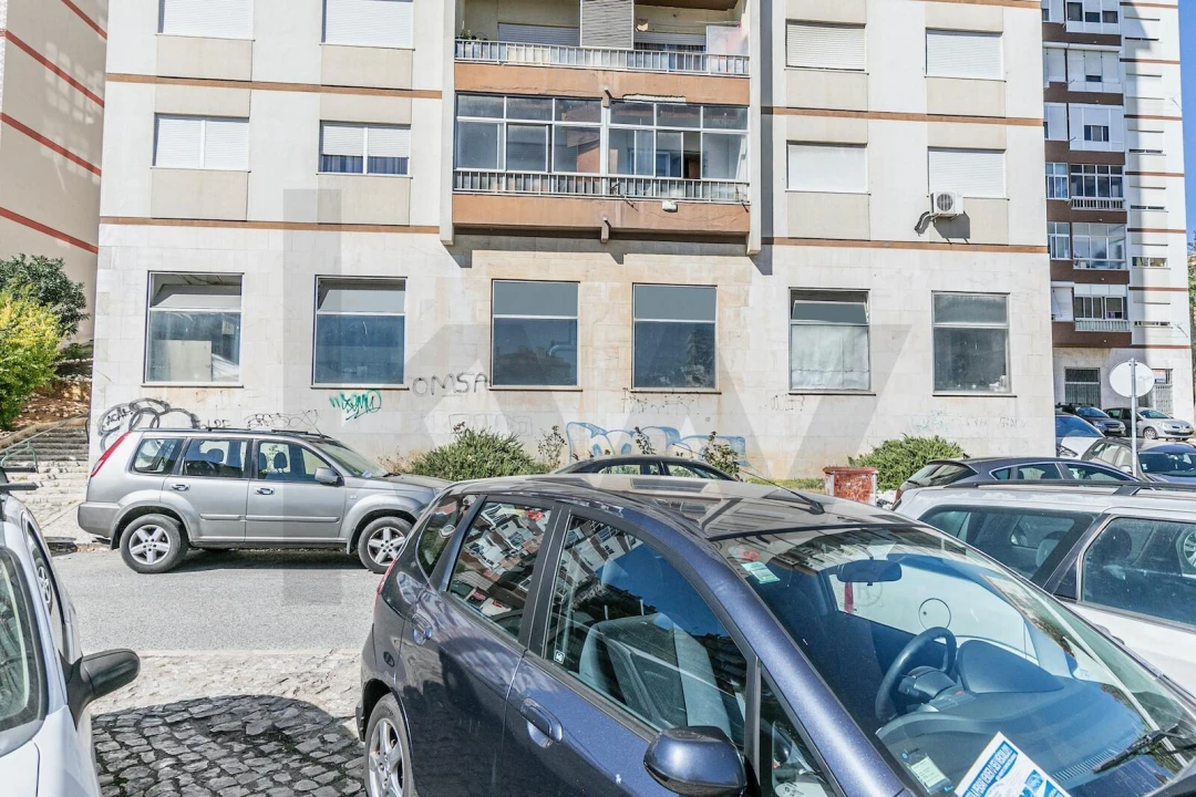 Loja para Venda em Odivelas Foto 13