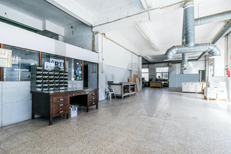 Loja para Venda em Odivelas Foto 9