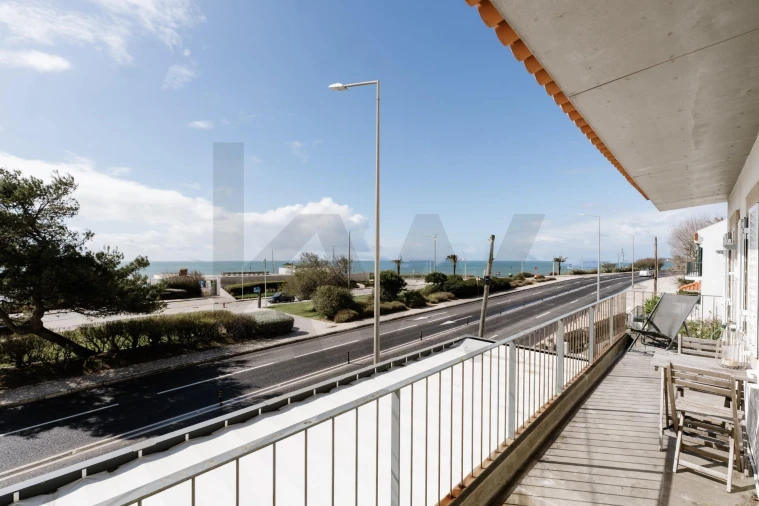 Apartamento T2 para Venda em Cascais e Estoril Foto 2
