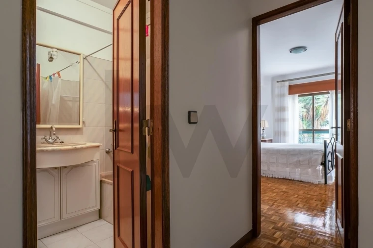 Apartamento T1 para Venda em Massamá e Monte Abraão Foto 17