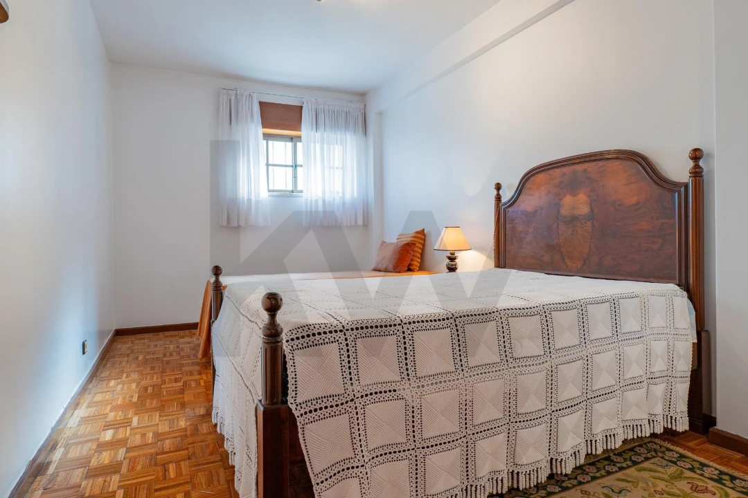 Apartamento T1 para Venda em Massamá e Monte Abraão Foto 9